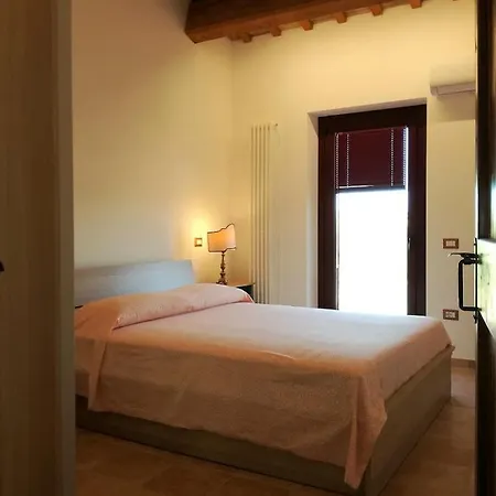 Agriturismo Forestale Luti Treia Exterior photo