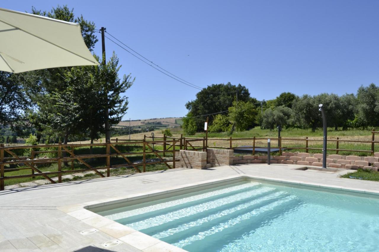 Casa di campagna Forestale Luti Treia